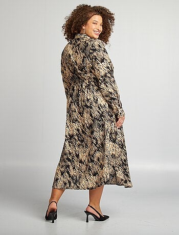 Vestido camisero estampado 'Vero Moda Curve'