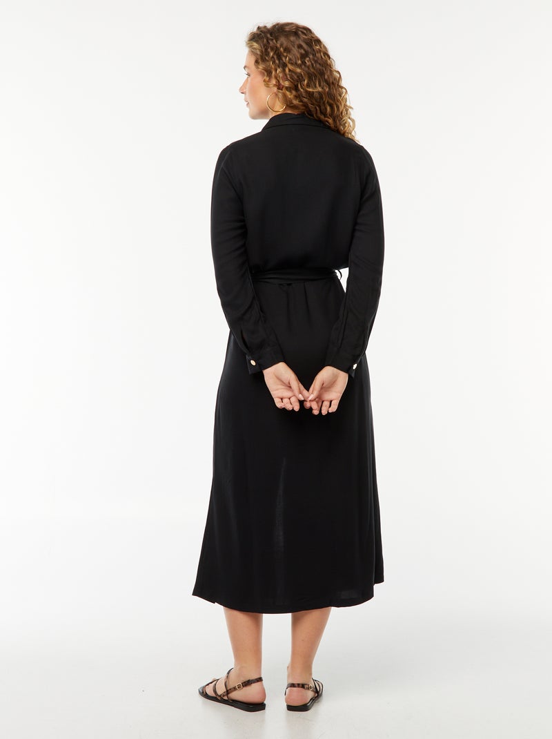 Vestido camisero largo estampado con cinturón negro - Kiabi