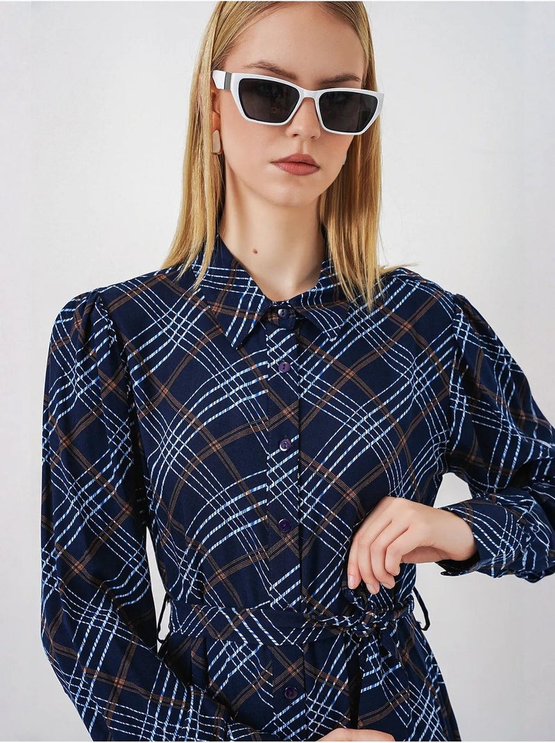 Vestido camisero midi a cuadros con cierre de botones bdart Azul marino - Kiabi