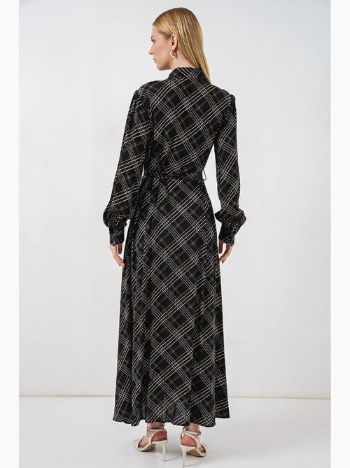 Vestido camisero midi a cuadros con cierre de botones bdart - Kiabi Vestido camisero midi a cuadros con cierre de botones bdart - Kiabi