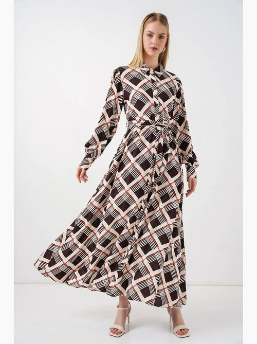 Vestido camisero midi a cuadros con cierre de botones bdart - Kiabi Vestido camisero midi a cuadros con cierre de botones bdart - Kiabi