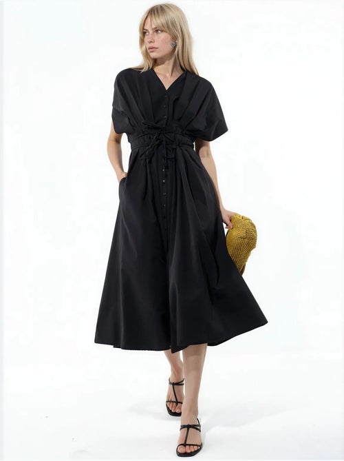 Vestido camisero midi casual con cuello en v busem - Kiabi Vestido camisero midi casual con cuello en v busem - Kiabi