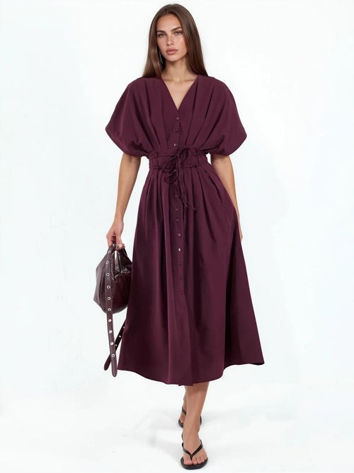 Vestido camisero midi casual con cuello en v busem - Kiabi Vestido camisero midi casual con cuello en v busem - Kiabi