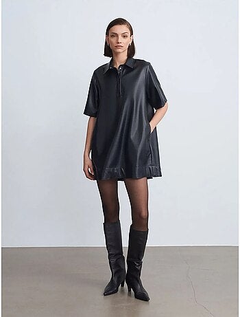 Vestido camisero mini de polipiel de corte holgado dilvin