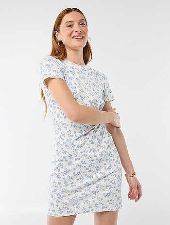 Vestido camiseta corto con nudo decorativo