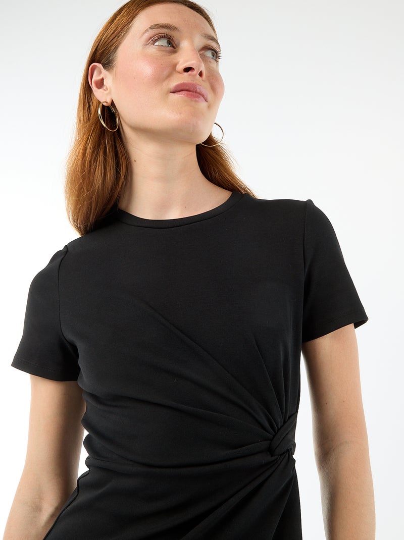 Vestido camiseta corto con nudo decorativo Negro - Kiabi