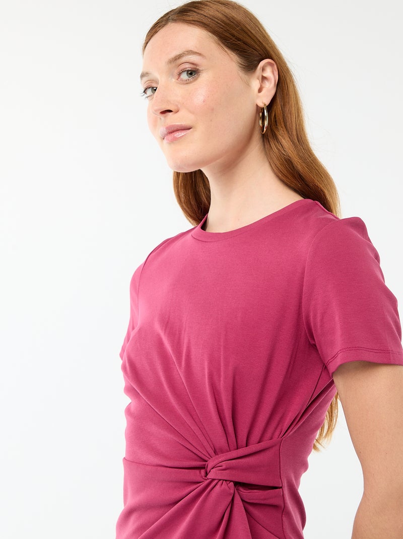 Vestido camiseta corto con nudo decorativo Rojo - Kiabi