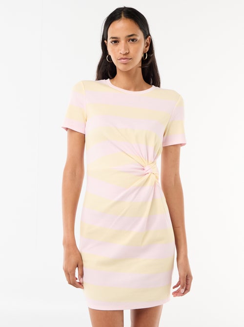 Vestido camiseta corto con nudo decorativo - Kiabi