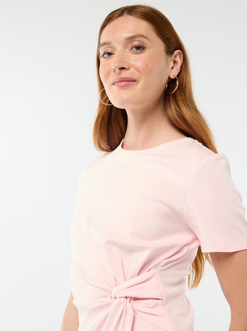 Vestido camiseta corto con nudo decorativo - Kiabi