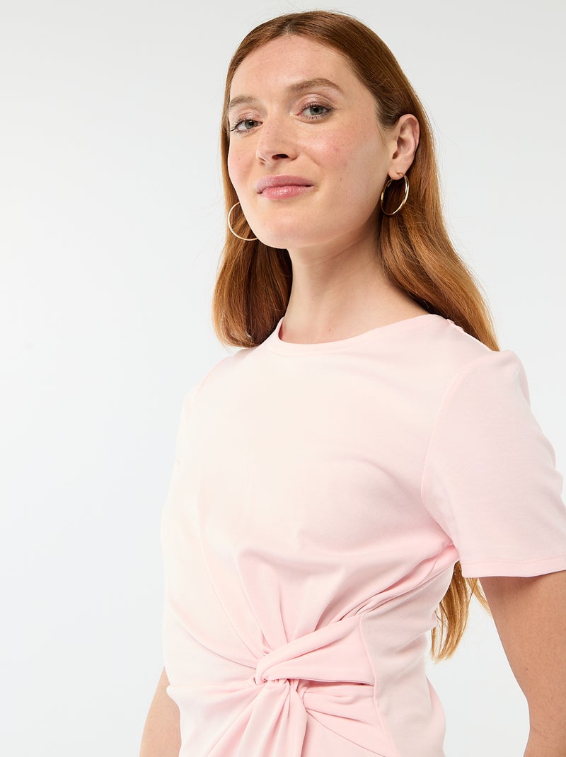 Vestido camiseta corto con nudo decorativo Rosa - Kiabi
