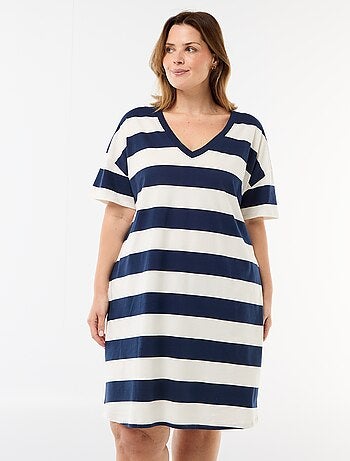 Vestido camiseta corto de manga corta