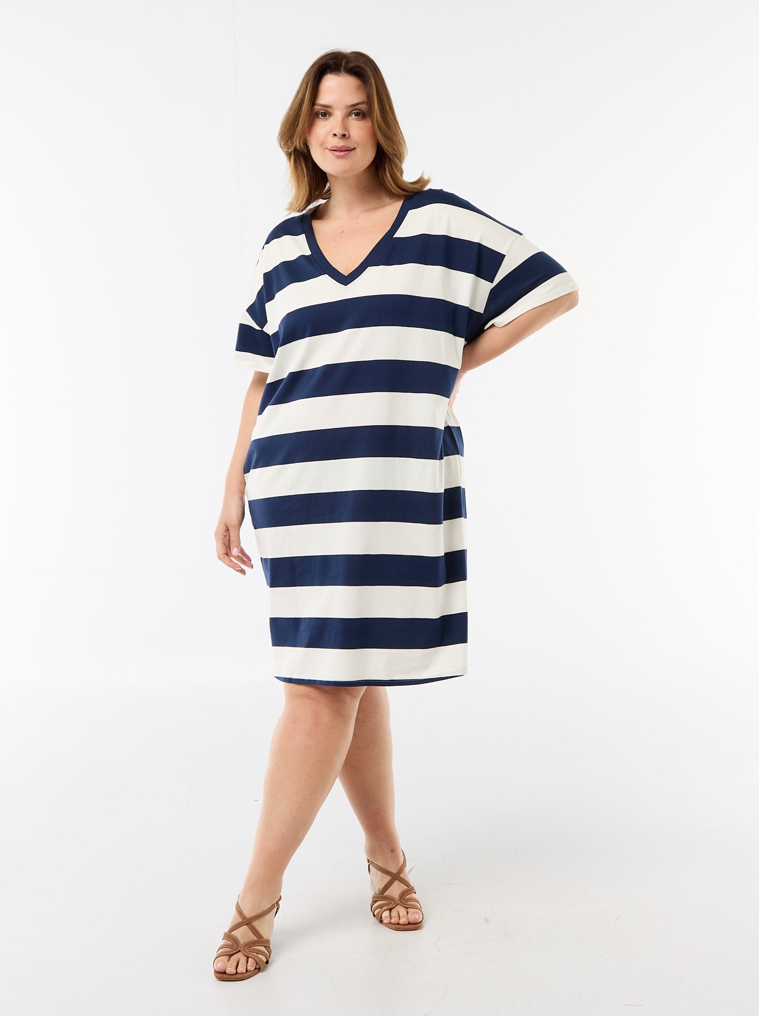 Vestido camiseta corto de manga corta