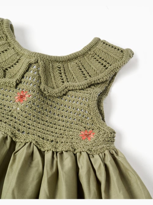 Vestido combinado con flores bordadas - Kiabi