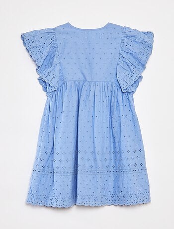 Vestido con bordados all over y volantes en las sisas