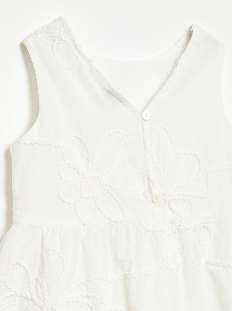 Vestido con bordados de flores Blanco - Kiabi