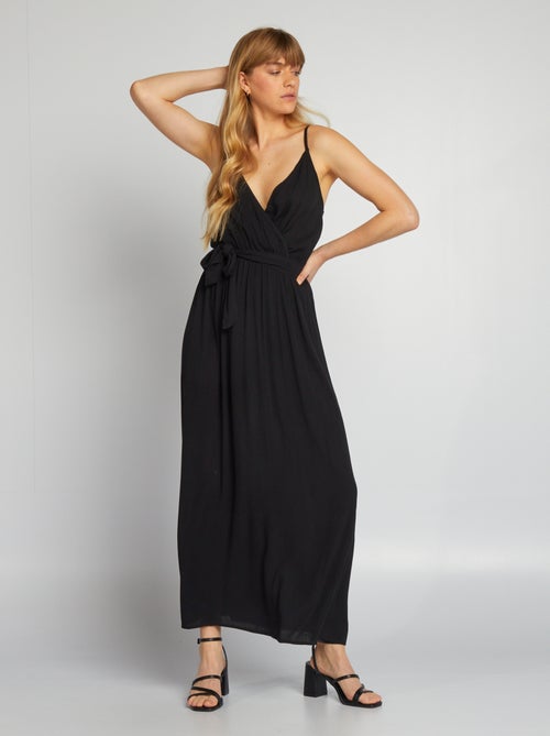 Vestido con cinturón y tirantes finos - Kiabi