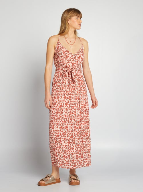 Vestido con cinturón y tirantes finos - Kiabi