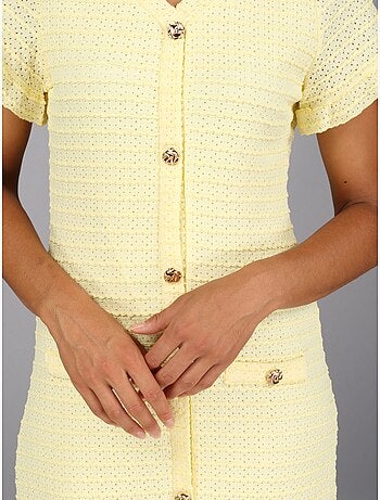 Vestido con cuello en V
