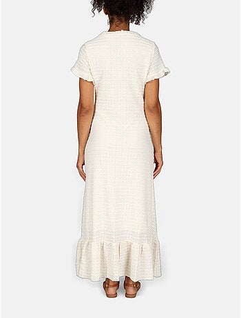 Vestido con cuello en V
