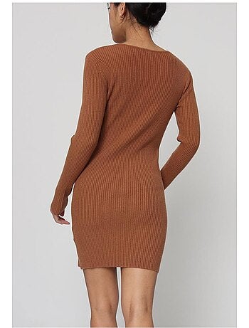 Vestido con cuello en v kebello