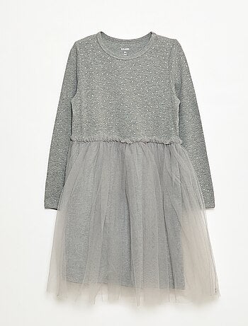 Vestido con efecto 2 en 1 con base de tul