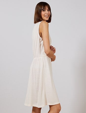 Vestido con encaje - Kiabi