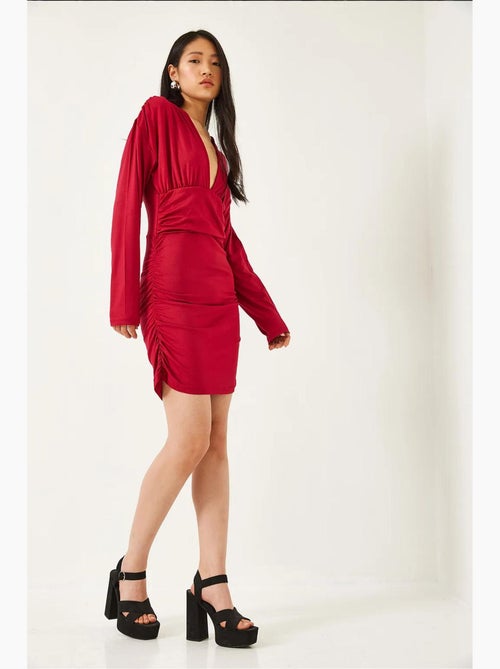 Vestido con laterales fruncidos lucci - Kiabi Vestido con laterales fruncidos lucci - Kiabi