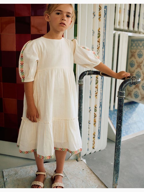 Vestido con mangas abullonadas y bordado - Kiabi