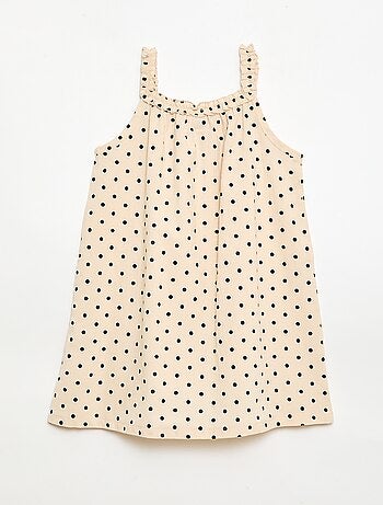 Vestido con tirantes y cuello con volantes