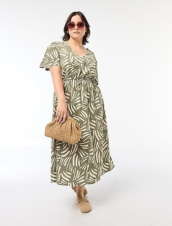 Vestido corte ancho con motivo y cuello de pico