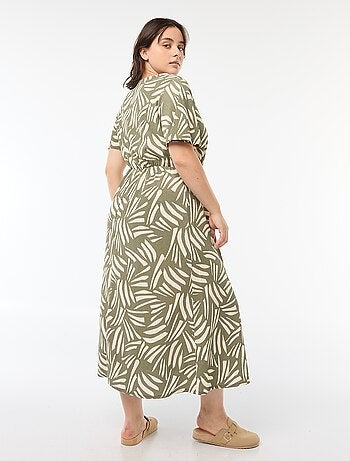 Vestido corte ancho con motivo y cuello de pico