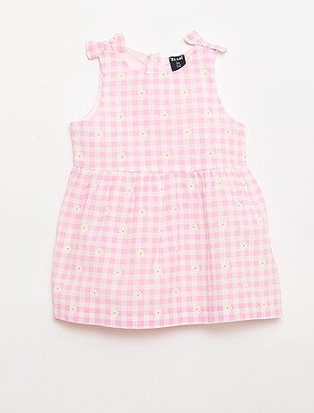 Vestido corte evasé sin mangas