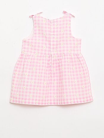 Vestido corte evasé sin mangas