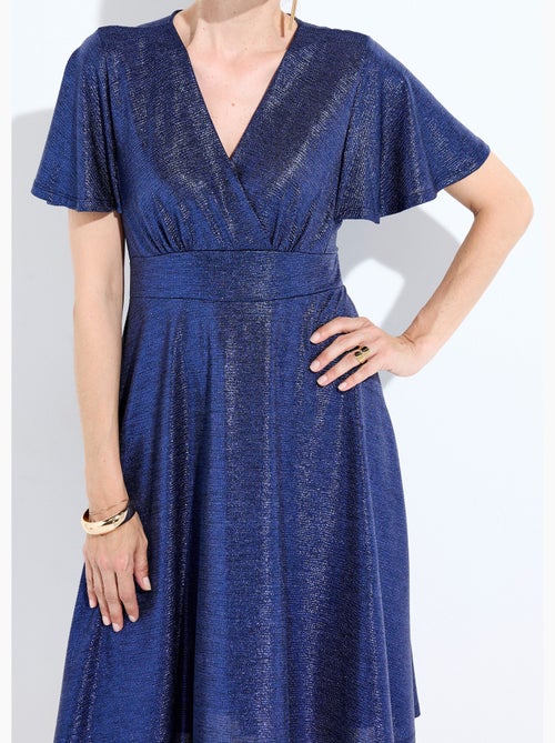 Vestido corto brillante con mangas mariposa - Afibel - Kiabi