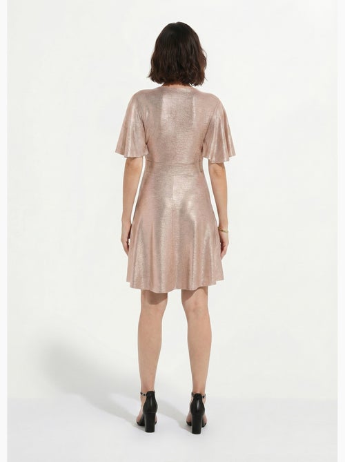 Vestido corto brillante con mangas mariposa - Afibel - Kiabi