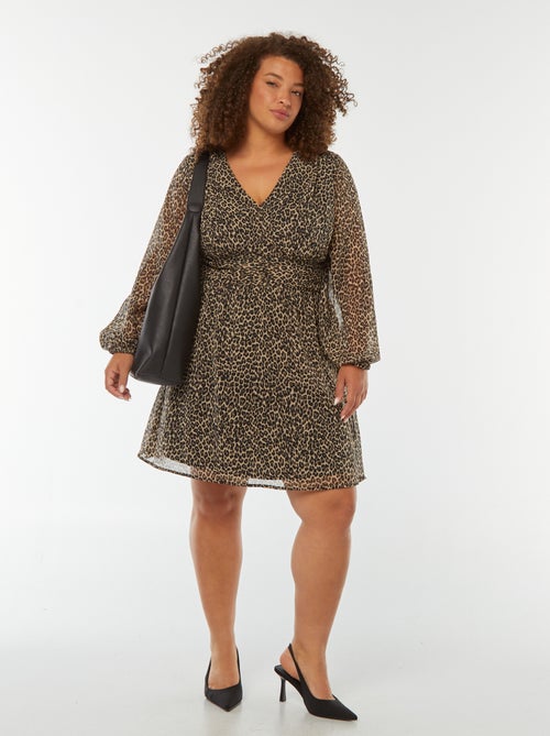 Vestido corto con cinturón drapeado - Kiabi