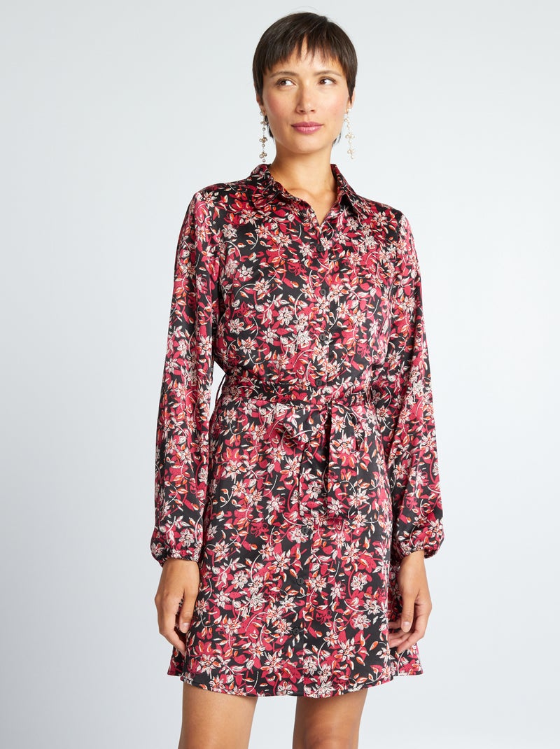 Vestido corto con cinturón Rojo - Kiabi