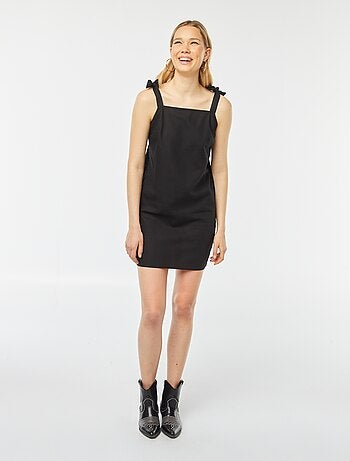 Vestido corto con cuello cuadrado y tirantes anudables