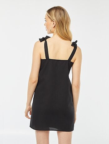 Vestido corto con cuello cuadrado y tirantes anudables