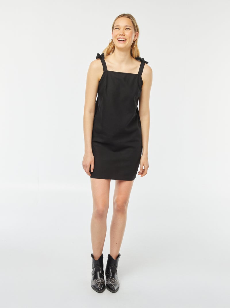 Vestido corto con cuello cuadrado y tirantes anudables negro - Kiabi