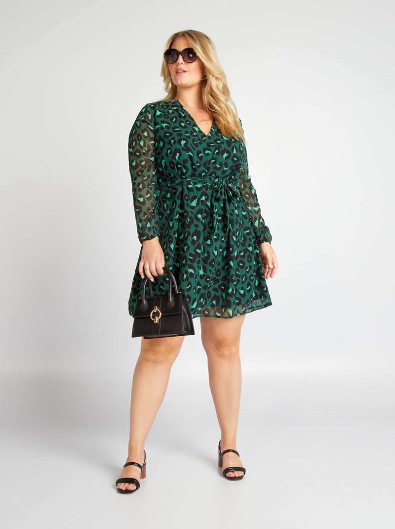 Vestido corto con escote de pico VERDE - Kiabi