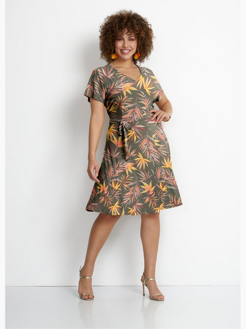 Vestido corto con escote en V y cinturón - Afibel - Kiabi