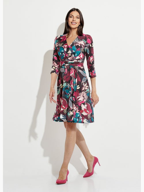 Vestido corto cruzado con vuelo y estampado floral - Afibel - Kiabi