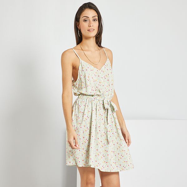 Outfits semi formales de trabajo para mujeres maduras