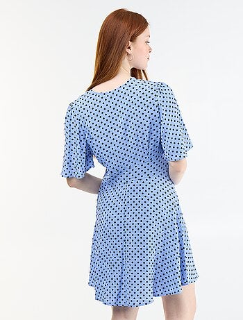 Vestido corto de manga corta con estampado de lunares