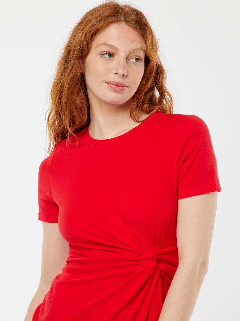 Vestido corto de manga corta efecto drapeado Rojo - Kiabi