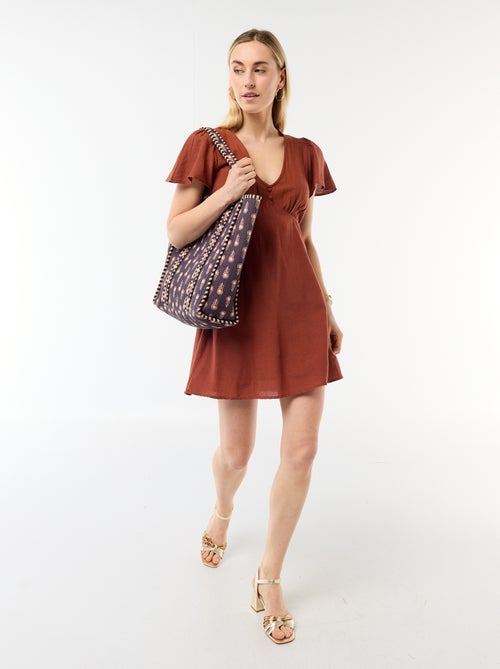 Vestido corto de mangas mariposa en algodón y lino - Kiabi