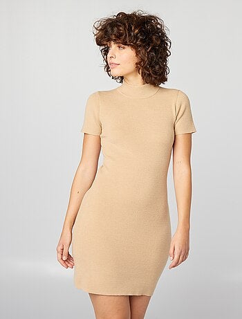Vestido corto de punto