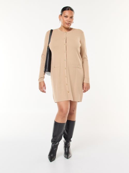 Vestido corto de punto fino con cuello en pico y botones dorados - Kiabi