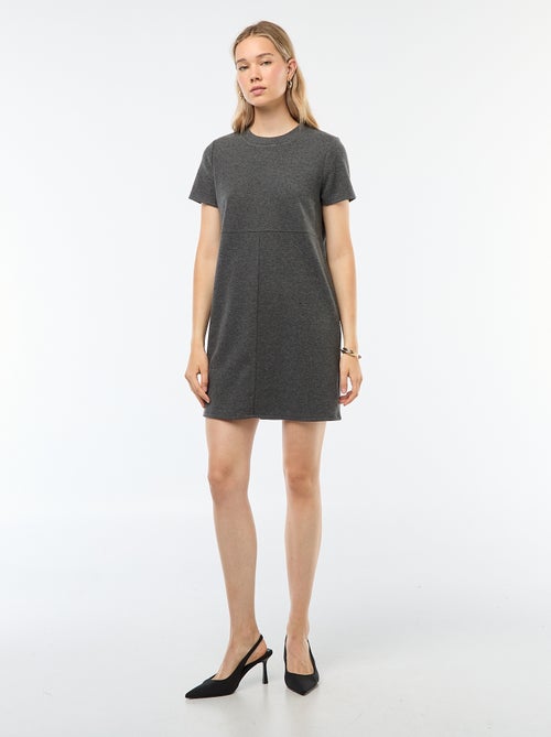 Vestido corto de punto suave con canalé - Kiabi